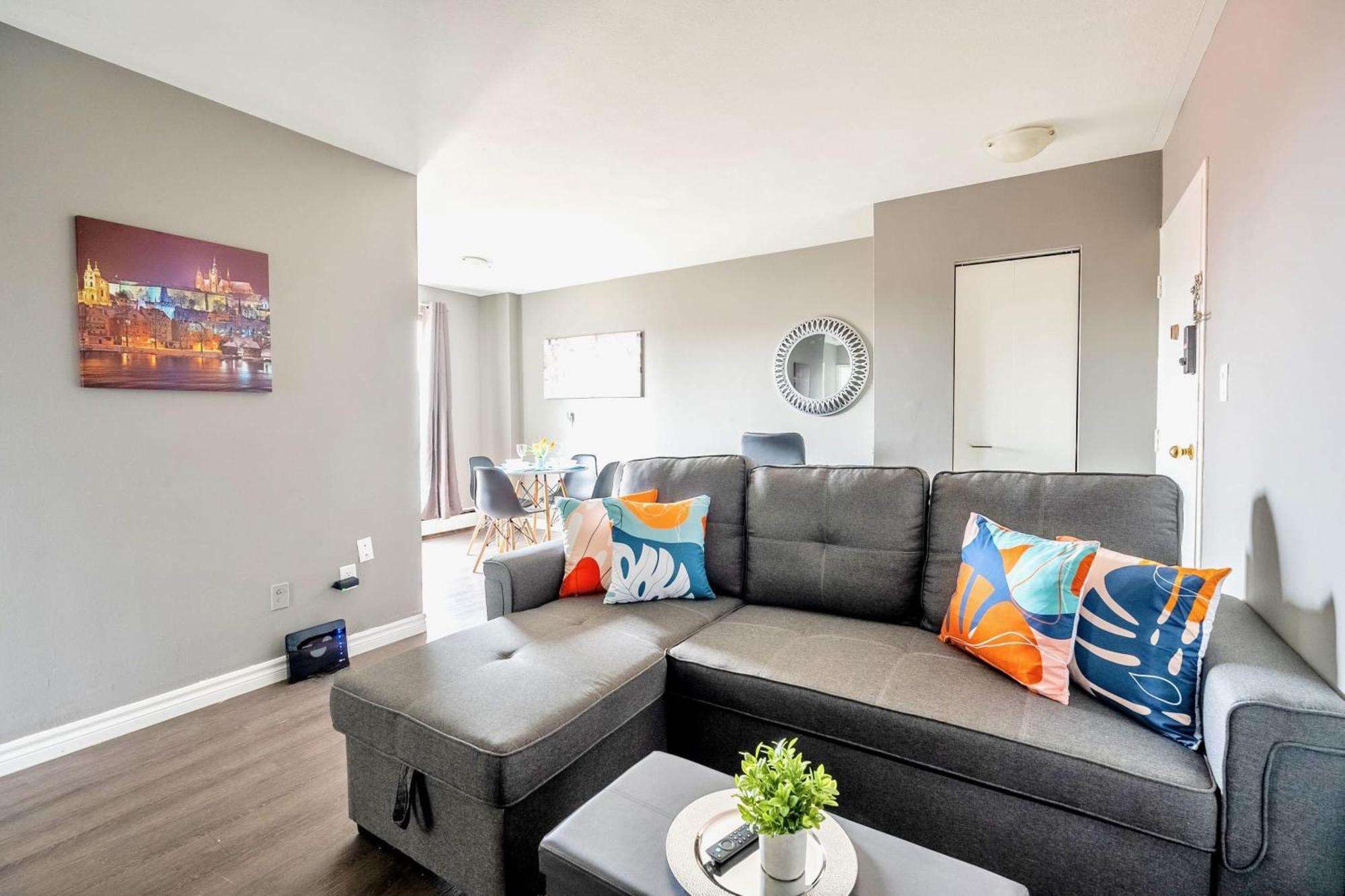 Newly Renovated 2Br Unit In Glenview West Apartamento Hamilton Exterior foto